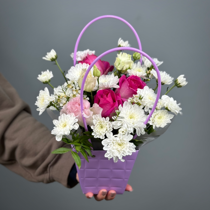 Цветы в коробке Небольшое чудо