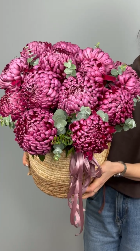 Цветы в корзине Черничное настроение