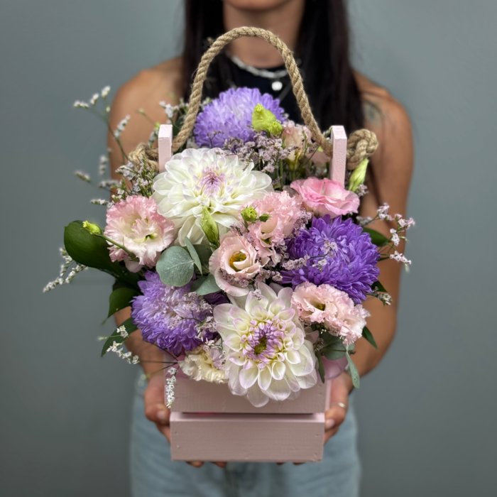 Цветы в ящике Лунный свет