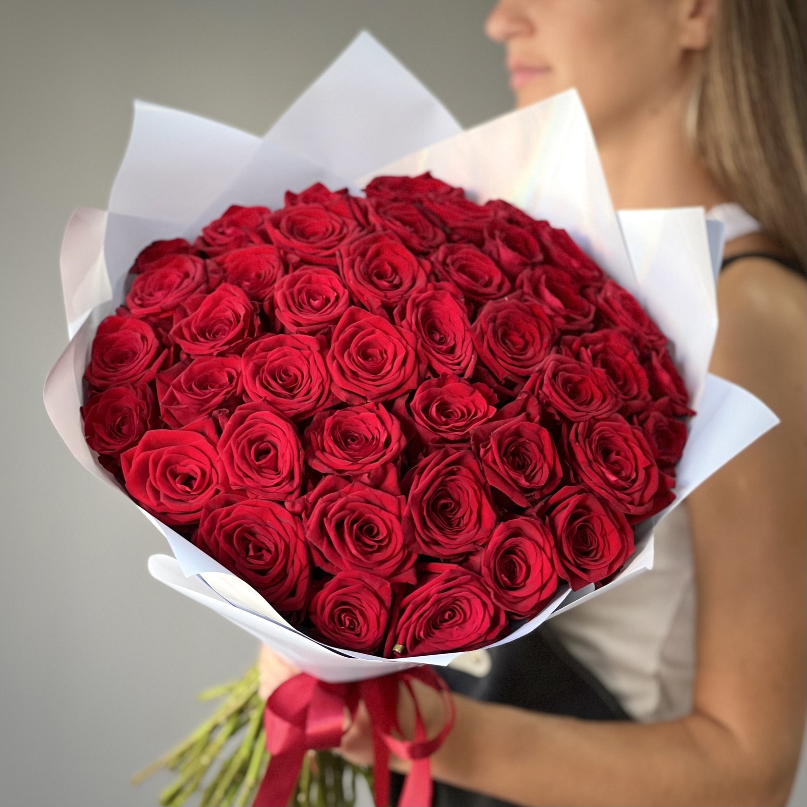 Букет из 41 красной розы 60 см