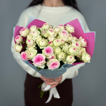 Букет из 9 кустовых пионовидных роз Джелатто