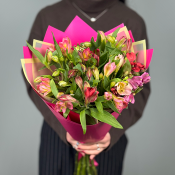 Букет из 13 альстромерий микс