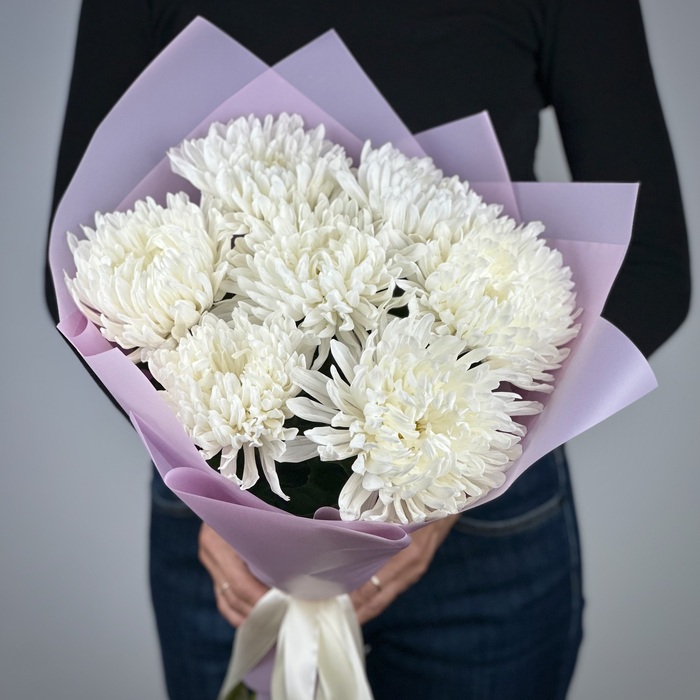 Букет из 1 белых хризантем