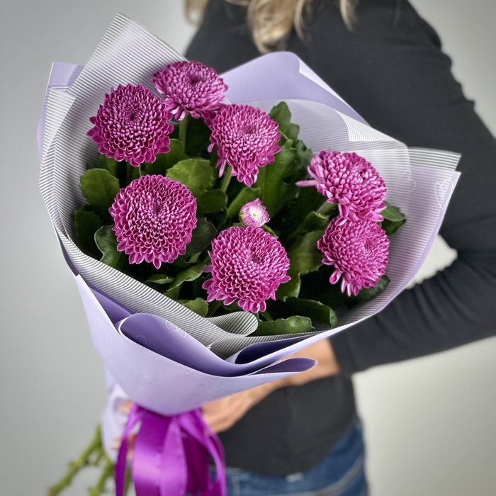 Букет из 1 фиолетовых хризантем Момоко