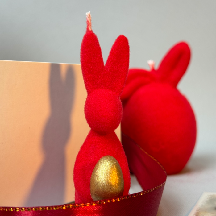 Набор свечей "Пасхальный зайчик" (фигурки кроликов,яйцо) Красный