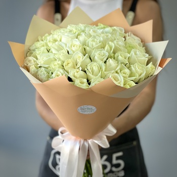 Букет из 101 белой розы 40 см