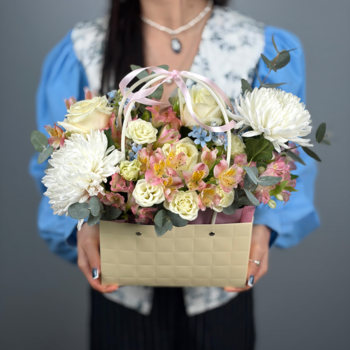 Цветы в коробке Нежный аккорд